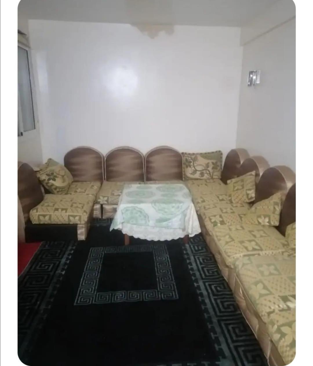 إقامة سعادة *